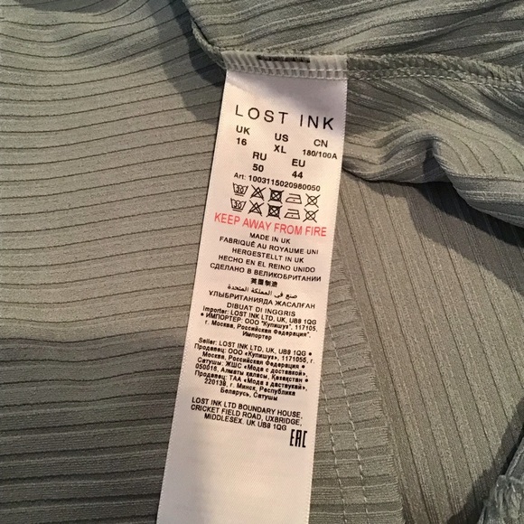 Lost‎ Ink Cold Shoulder Ruffle Dress - Picture 9 of 9